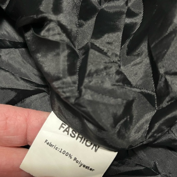 Ladies Long Black Puffy Vest - Picture 3 of 9